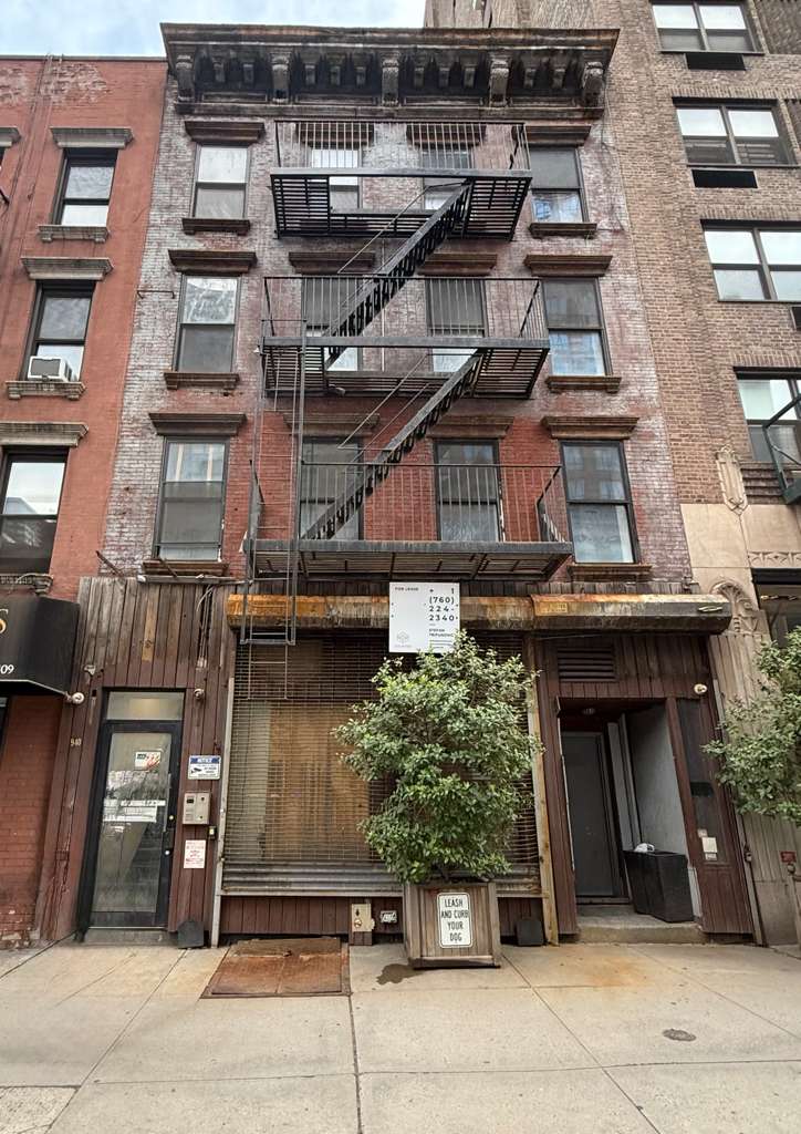 940 First Avenue facade before renovation