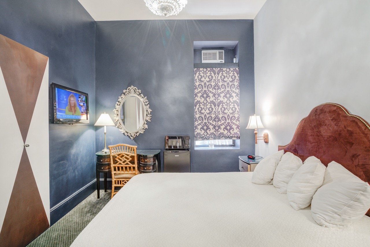 Studio at East 40th · Midtown East